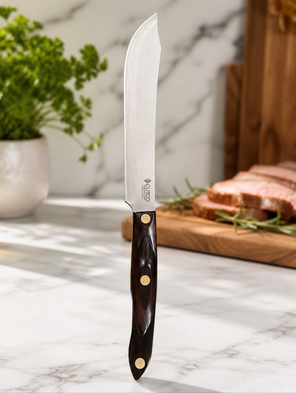 Cutco 1722 Curved Carving Knife – Brown Handle – USA – Pre-Owned